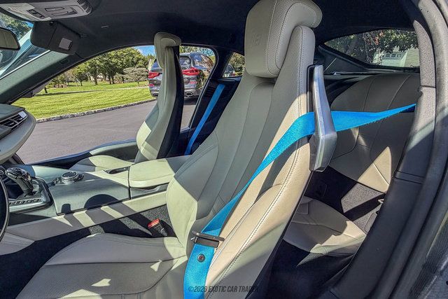 Used 2015 BMW i8 AWD/4WD image 25