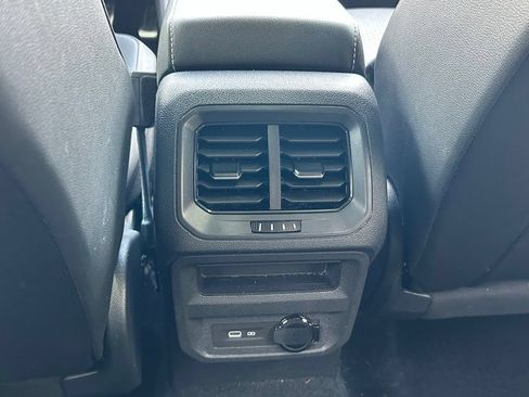Certified 2024 Volkswagen Tiguan SE R-Line FWD image 39