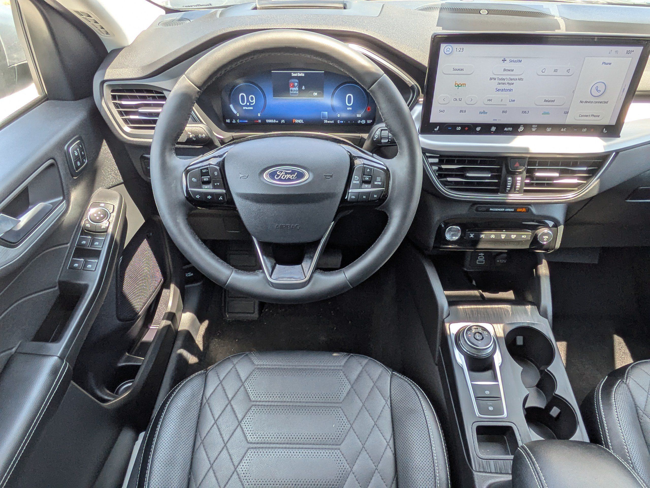 Used 2024 Ford Escape Platinum w/ Premium Technology Package AWD/4WD image 16