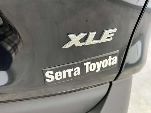 Used 2024 Toyota RAV4 XLE FWD image 11