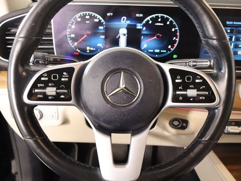 Used 2021 Mercedes-Benz GLS 450 4MATIC image 3