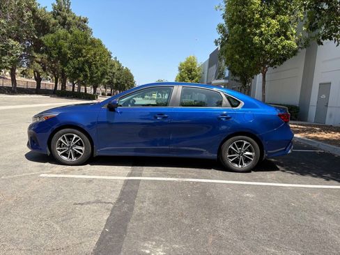 Used 2023 Kia Forte LXS FWD image 7