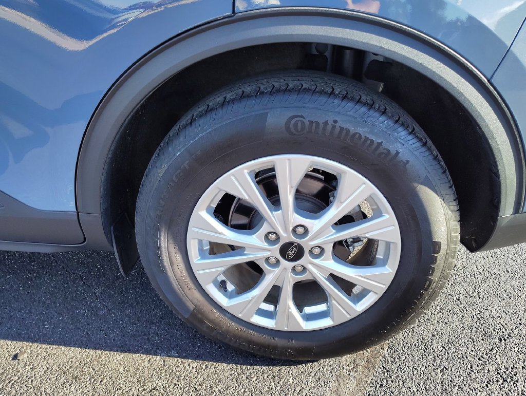 Used 2023 Ford Escape Active w/ Tech Pack #2 FWD image 7