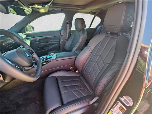 Certified 2025 BMW i5 eDrive40i w/ Premium Package image 11