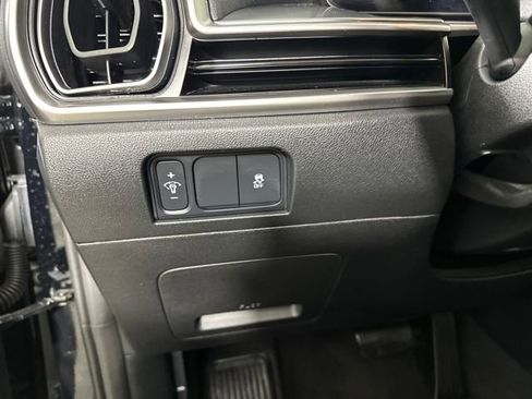 Used 2024 Kia Sorento LX image 19