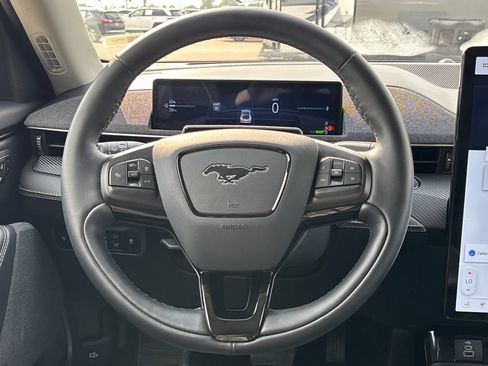Used 2025 Ford Mustang Mach-E Premium AWD/4WD image 15
