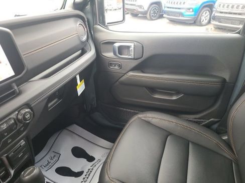 New 2026 Jeep Gladiator Sport image 16