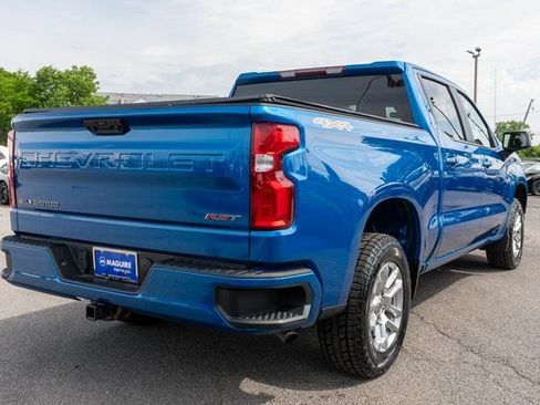 Used 2022 Chevrolet Silverado 1500 RST AWD/4WD image 6
