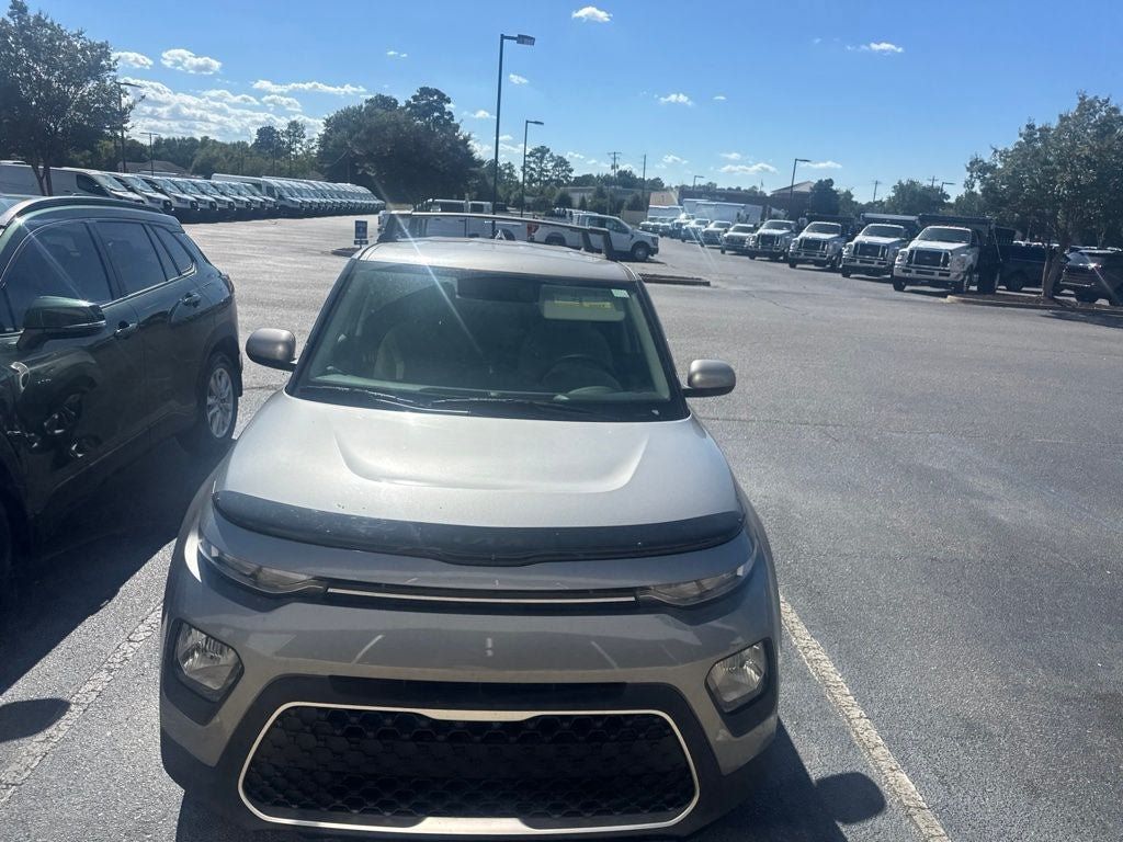 Used 2022 Kia Soul LX FWD image 6
