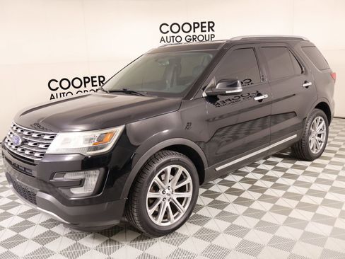 Used 2017 Ford Explorer Limited AWD/4WD image 11