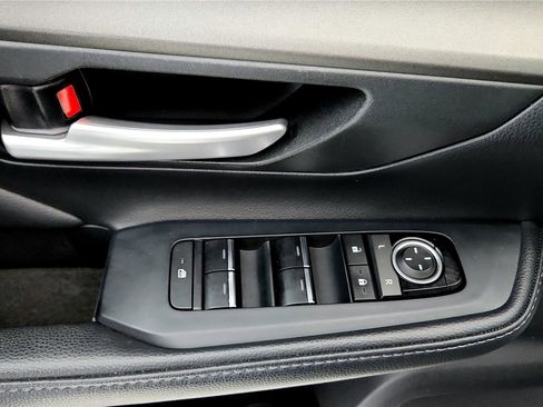 Certified 2024 Toyota Grand Highlander XLE image 24