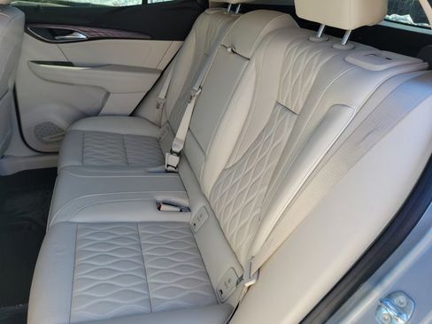 Used 2023 Buick Envision Avenir image 16
