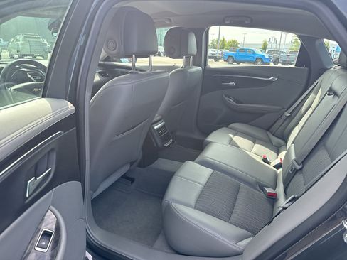 Used 2014 Chevrolet Impala LT FWD image 28