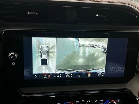 Used 2025 GMC Sierra 1500 AT4 image 25