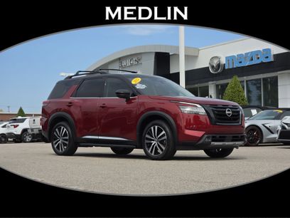 Used 2023 Nissan Pathfinder Platinum