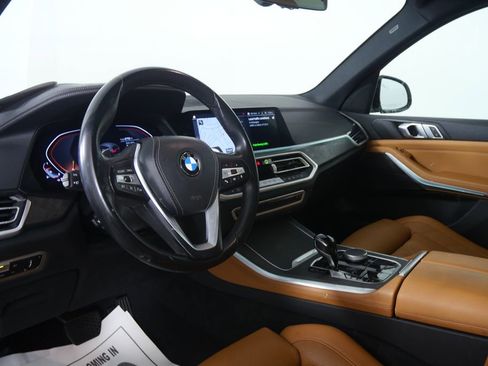 Certified 2023 BMW X5 sDrive40i w/ Parking Assistance Package image 11