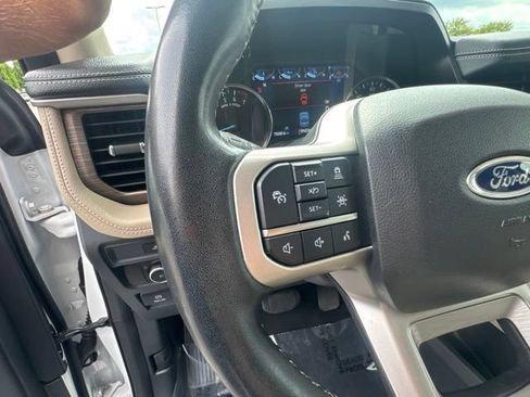 Used 2024 Ford Expedition Max Limited AWD/4WD image 22