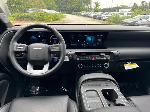 Used 2026 Hyundai Palisade Calligraphy FWD image 23