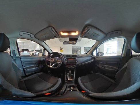 Used 2025 Nissan Versa SV FWD image 41