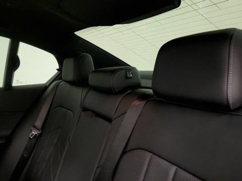 Used 2026 BMW 530i RWD image 44