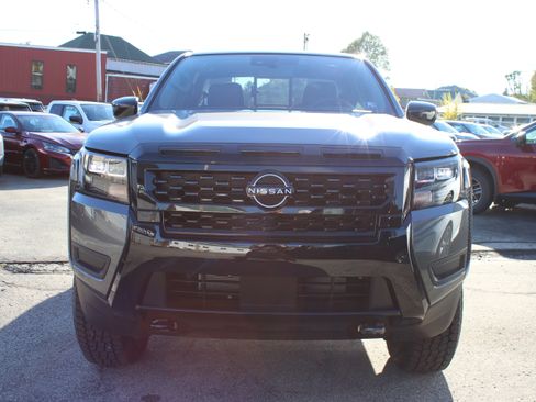 New 2026 Nissan Frontier SV image 11