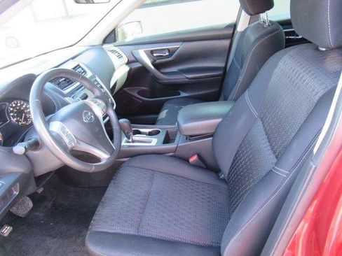 Used 2017 Nissan Altima 2.5 SV image 9
