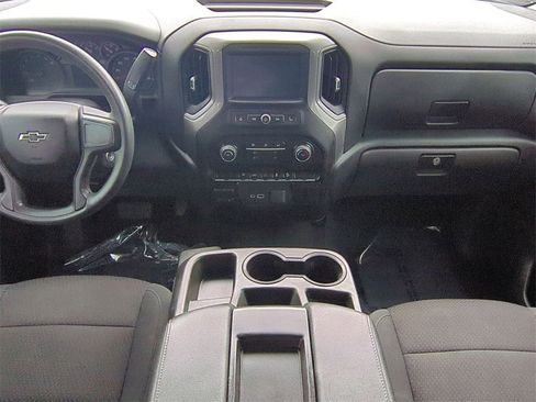 Certified 2021 Chevrolet Silverado 1500 Custom Trail Boss w/ LPO, Dark Essentials Package image 18