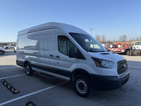 Used 2019 Ford Transit 350 148 High Roof Extended image 4