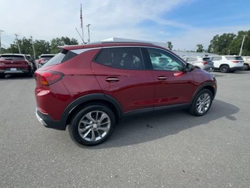 Used 2023 Buick Encore GX Essence w/ Experience Buick Package AWD/4WD image 8