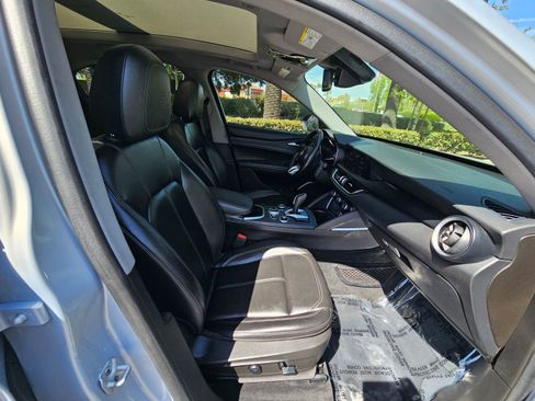 Used 2021 Alfa Romeo Stelvio Sprint w/ Nero Edizione image 30