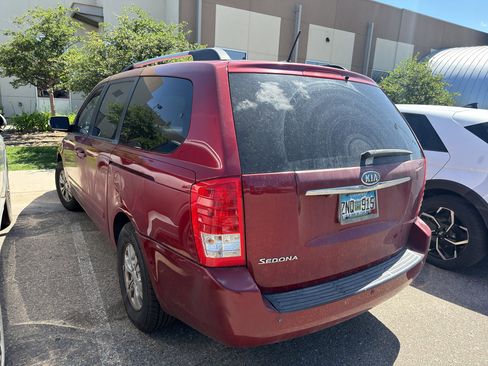 Used 2012 Kia Sedona LX w/ PWR Pkg FWD image 7