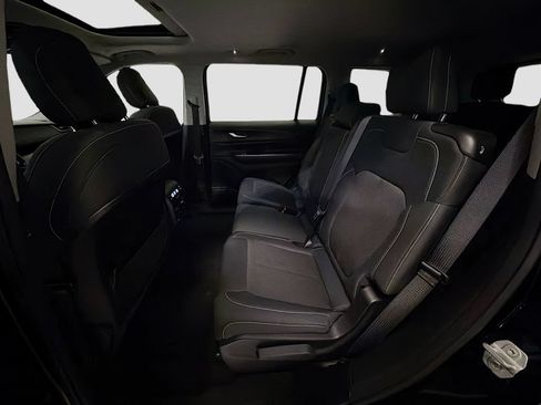 Used 2023 Jeep Grand Cherokee L Laredo w/ Luxury Tech Group I AWD/4WD image 25