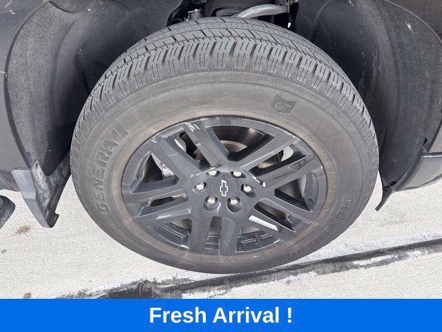Used 2024 Chevrolet Silverado 1500 Custom w/ LPO, Dark Essentials Package RWD image 21