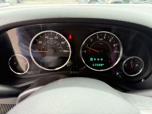 Used 2016 Jeep Wrangler Unlimited Sport w/ Quick Order Package 24S AWD/4WD image 11