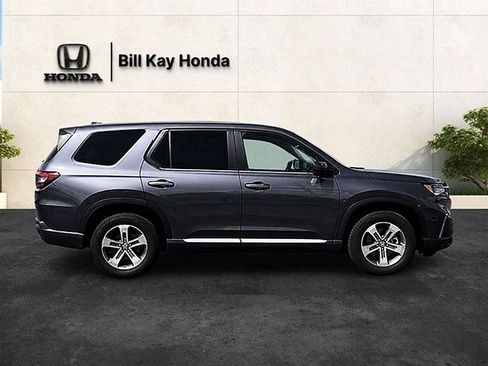 Certified 2023 Honda Pilot EX-L image 10
