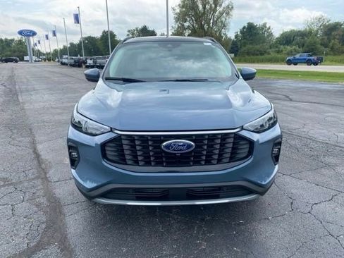 New 2024 Ford Escape Platinum w/ Premium Technology Package image 10