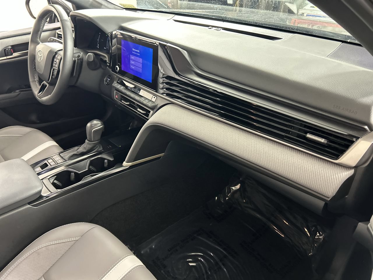 Used 2026 Toyota Camry SE FWD image 27