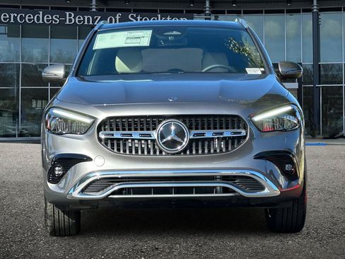 New 2026 Mercedes-Benz GLA 250 4MATIC image 9