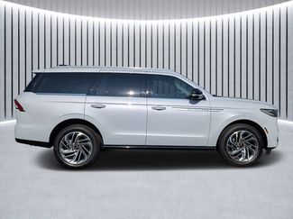 New 2025 Lincoln Navigator Reserve AWD/4WD video 2