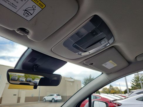 Used 2024 Kia Sportage LX image 30