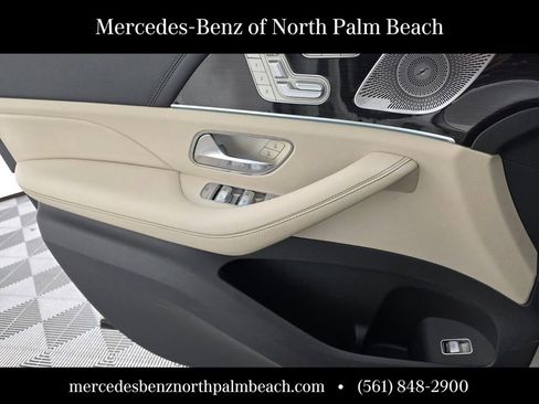 Used 2020 Mercedes-Benz GLE 580 4MATIC image 24