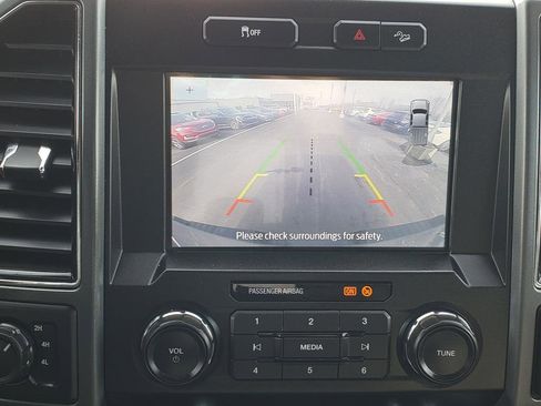 Used 2021 Ford F350 XLT w/ XLT Premium Package image 16