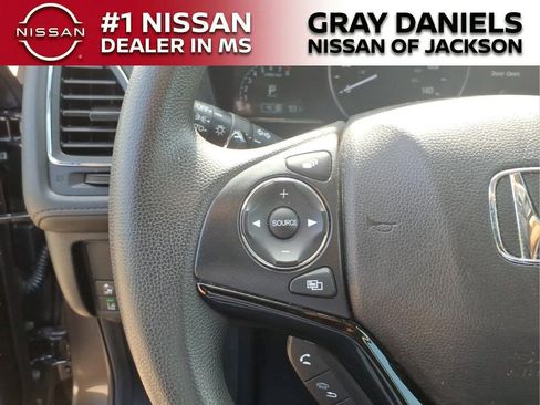 Used 2022 Honda HR-V EX image 13
