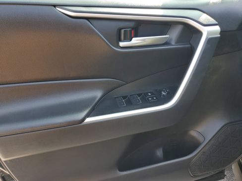 Certified 2024 Toyota RAV4 XLE FWD image 17