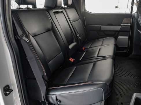Used 2024 Ford F250 Lariat w/ Lariat Ultimate Package AWD/4WD image 31
