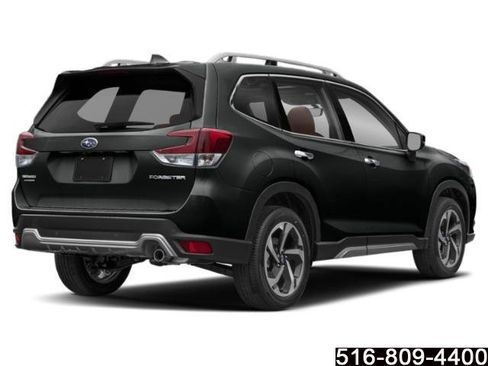 Used 2023 Subaru Forester Touring AWD/4WD image 2