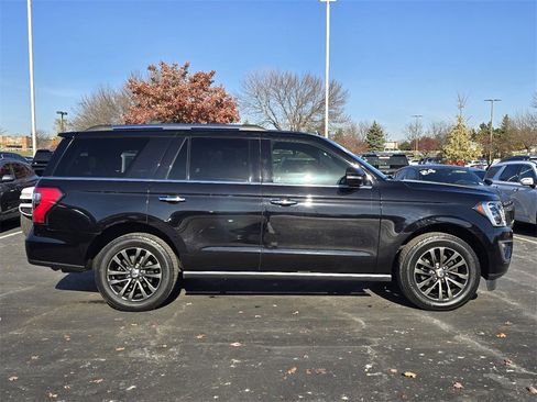 Used 2019 Ford Expedition Limited w/ Driver Assistance Package image 9