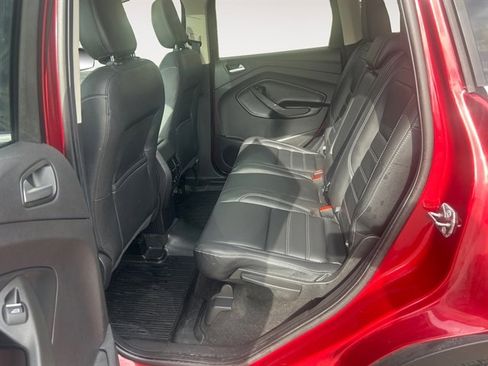 Used 2019 Ford Escape SEL image 13