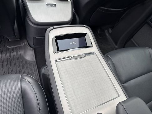 Used 2025 Lincoln Navigator L Reserve w/ Jet Appearance Package image 21