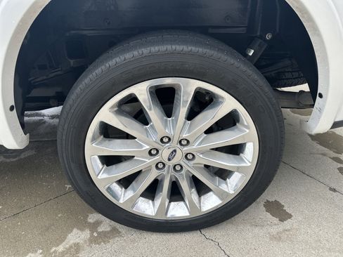 Used 2019 Ford F150 Limited w/ Trailer Tow Package AWD/4WD image 33